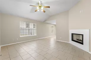 1035 N Ravinia Dr, Dallas, TX 75211 - Photo 4