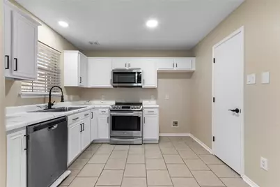 1035 N Ravinia Drive, Dallas, TX 75211 - Photo 8