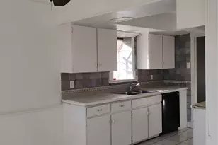 2789 Rollingdale Ln, Farmers Branch, TX 75234 - Photo 2