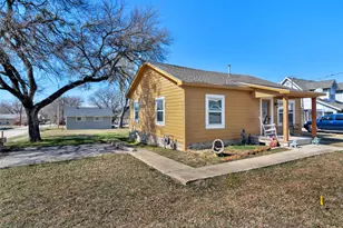 305 N Church St, Blue Ridge, TX 75424 - Photo 2