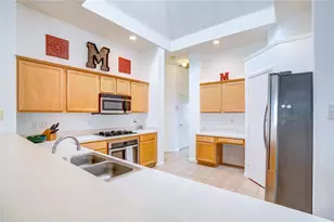 1107 Deer Valley Ln, Arlington, TX 76001 - Photo 8