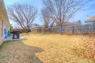 1107 Deer Valley Ln, Arlington, TX 76001 - Photo 32