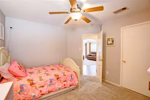 1107 Deer Valley Ln, Arlington, TX 76001 - Photo 14