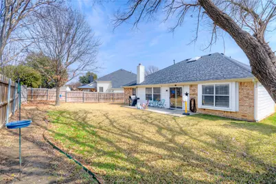 1107 Deer Valley Lane, Arlington, TX 76001 - Photo 28