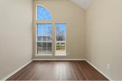 2116 Montclair Lane, Lewisville, TX 75067 - Photo 24