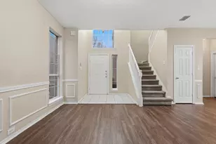 2116 Montclair Ln, Lewisville, TX 75067 - Photo 8