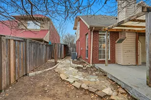 2116 Montclair Ln, Lewisville, TX 75067 - Photo 36