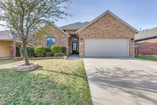1173 Roping Reins Way, Fort Worth, TX 76052 - Photo 2