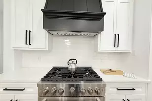 4602 Sycamore St, Dallas, TX 75204 - Photo 8