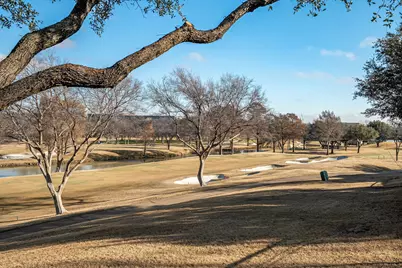 4624 Byron Circle, Irving, TX 75038 - Photo 6