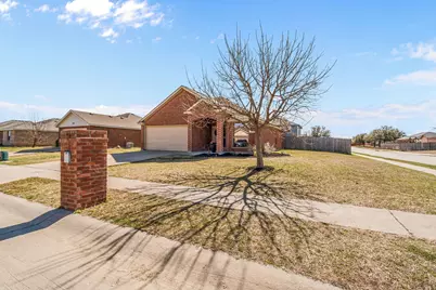 140 Ringneck Drive, Sanger, TX 76266 - Photo 4