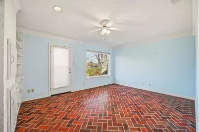 6104 N Waverly Court, Granbury, TX 76049 - Photo 24