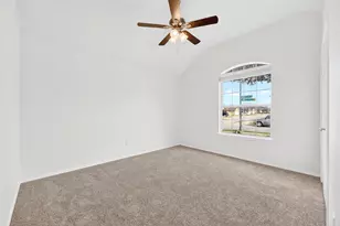 5145 Meandering Creek Ct, Fort Worth, TX 76179 - Photo 20