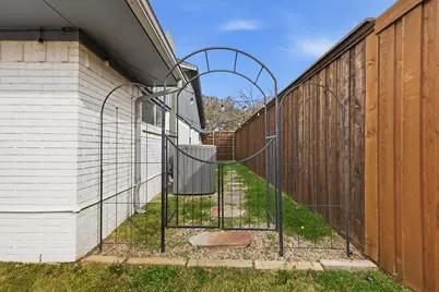 3132 Chapel Downs Drive, Dallas, TX 75229 - Photo 26