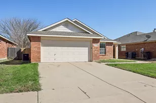 10904 Braemoor Dr, Haslet, TX 76052 - Photo 2