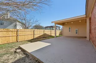10904 Braemoor Dr, Fort Worth, TX 76052 - Photo 28