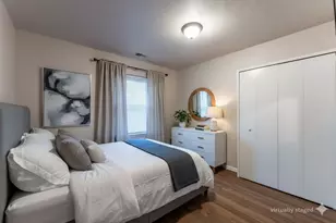 421 W Springdale Ln, Grand Prairie, TX 75052 - Photo 18