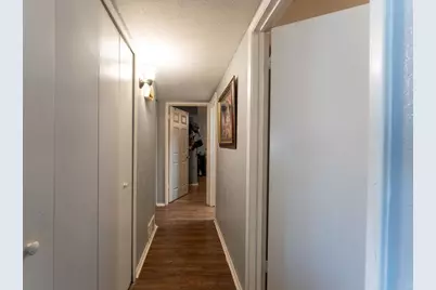 421 W Springdale Lane, Grand Prairie, TX 75052 - Photo 16