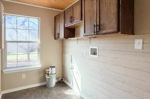 316 S Watson St, Alvarado, TX 76009 - Photo 18