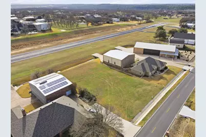 9103 Bellechase Road, Granbury, TX 76049 - Photo 4