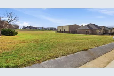 9103 Bellechase Road, Granbury, TX 76049 - Photo 10