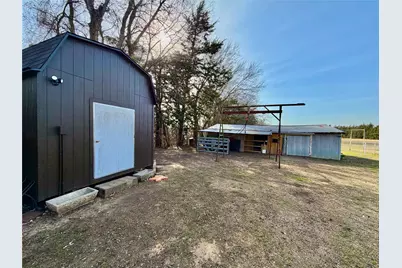 7615 Farm Road 1499, Sumner, TX 75486 - Photo 16