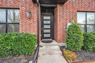 2825 Stanley Avenue, Fort Worth, TX 76110 - Photo 4