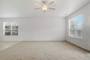 421 Sandy Creek Dr, Fort Worth, TX 76131 - Photo 20