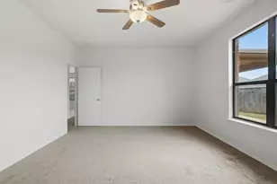 421 Sandy Creek Dr, Fort Worth, TX 76131 - Photo 24