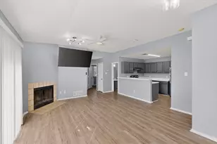 4517 Ebbtide Ct, Fort Worth, TX 76135 - Photo 4