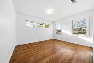 1205 W 10th St, McGregor, TX 76657 - Photo 8