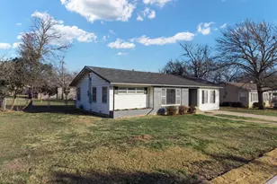 1205 W 10th St, McGregor, TX 76657 - Photo 26