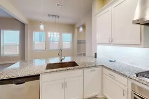 4404 Blue Holly Blvd, Arlington, TX 76005 - Photo 4