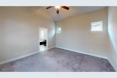 4404 Blue Holly Boulevard, Arlington, TX 76005 - Photo 12