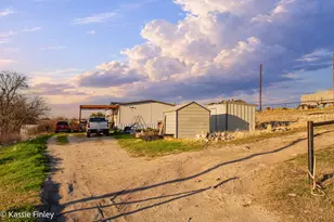 124 Upper Denton Ct, Weatherford, TX 76085 - Photo 6