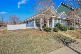 1201 Hayden Ln, Savannah, TX 76227 - Photo 2