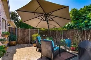 930 Crestmoor Dr, Allen, TX 75013 - Photo 4