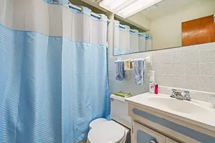 312 Oakwood St, Azle, TX 76020 - Photo 14