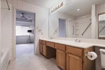9716 Pinehurst Lane, Dallas, TX 75227 - Photo 18