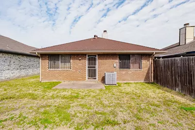 9716 Pinehurst Lane, Dallas, TX 75227 - Photo 24
