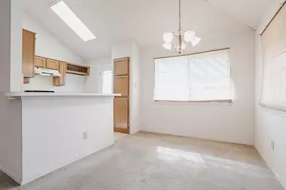 9716 Pinehurst Lane, Dallas, TX 75227 - Photo 8