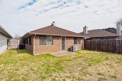 9716 Pinehurst Lane, Dallas, TX 75227 - Photo 26