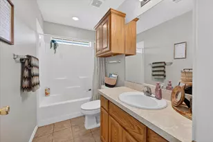 1185 Greywood Dr, Van Alstyne, TX 75495 - Photo 18