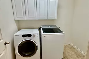 1102 Twilight Dr, Lewisville, TX 75056 - Photo 8