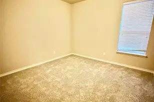 1102 Twilight Dr, Lewisville, TX 75056 - Photo 14