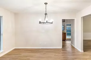 3409 Vista Oaks Dr, Garland, TX 75043 - Photo 4