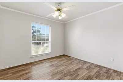 9607 Ravenswood Road, Granbury, TX 76049 - Photo 32