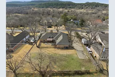 9607 Ravenswood Road, Granbury, TX 76049 - Photo 38