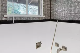 1301 Rambler Dr, Waco, TX 76710 - Photo 32