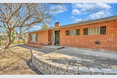 1301 Rambler Drive, Waco, TX 76710 - Photo 2